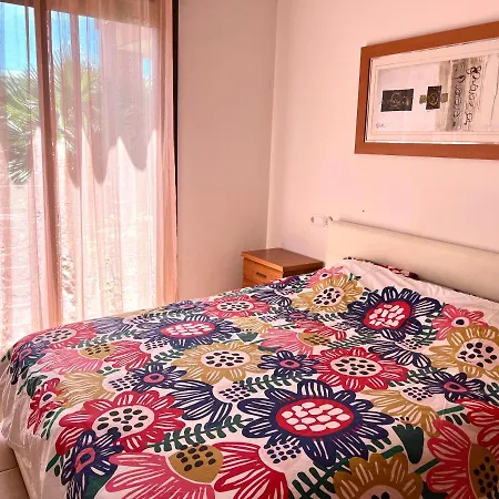 Apartment With Garden